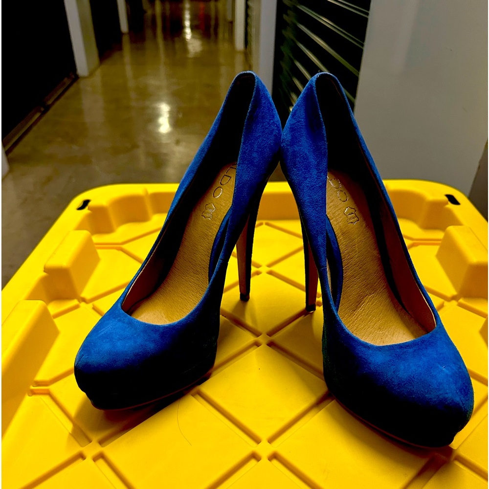 Em’s Shoe Closet
